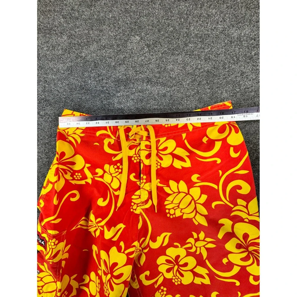 Vintage Quiksilver‎ Board Shorts Mens 33 Red Yellow Hibiscus Floral Y2K USA